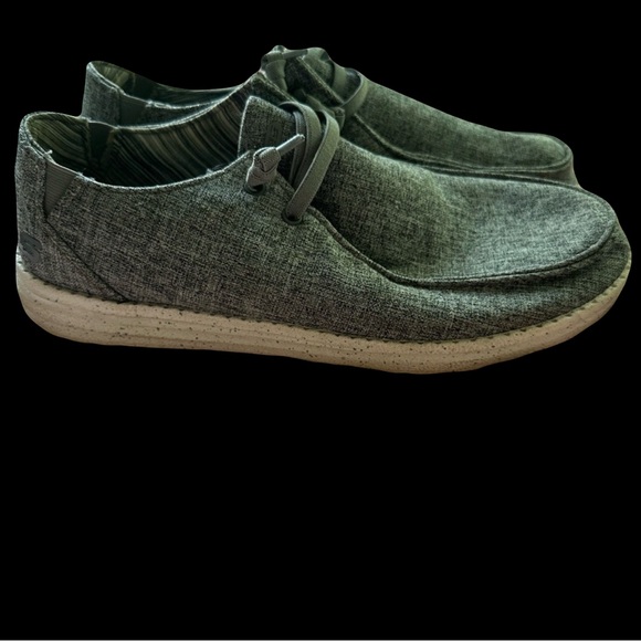 Skechers Other - Men’s Skechers Size 11.5